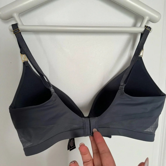 Victoria’s Secret Very Sexy Push Up  Plunge Bra 32DDD - Picture 7 of 7